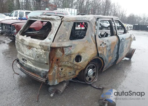 2013 Ford Police Interceptor из США, поврежденный, VIN 1FM5K8AR5DGB29839